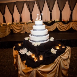 Wedding Cake • <a style="font-size:0.8em;" href="http://www.flickr.com/photos/79112635@N06/16186958031/" target="_blank">View on Flickr</a>